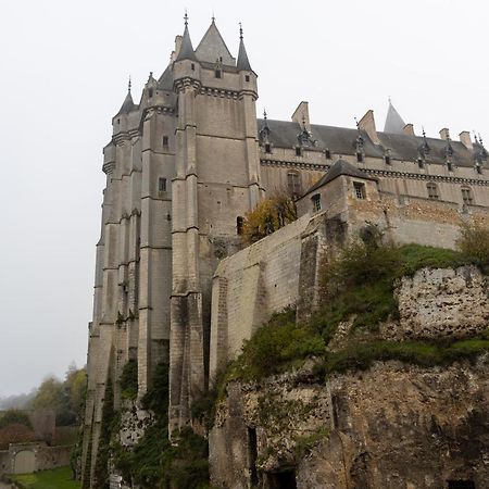 Maison Au Pied Du Chateau Chateaudun Exterior photo